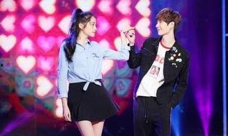 关晓彤王一博跳舞视频,青春活力演绎现代舞韵